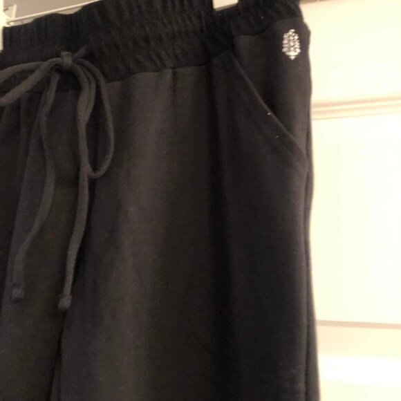 NWT FREE PEOPLE FP Movement Radiant Jogger Drawstring Pockets Cuffed Black S, M - Picture 6 of 10